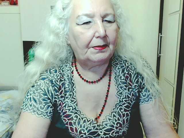 grannywants live cam on BongaCams