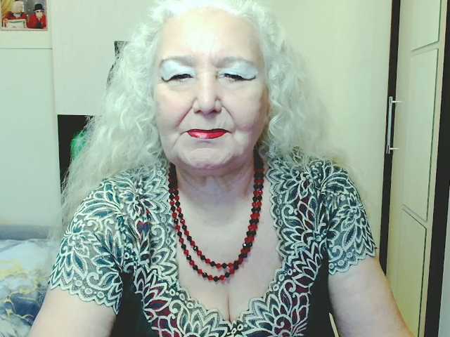 grannywants, en directo ahora en BongaCams