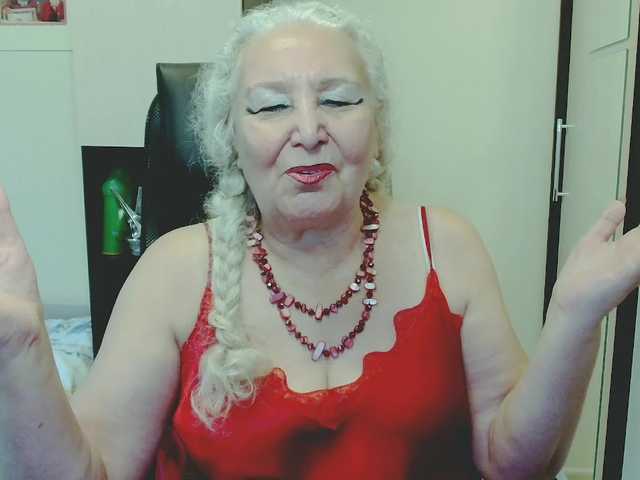 GrannyWants live webcam show