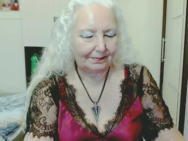 grannywants live cam on BongaCams