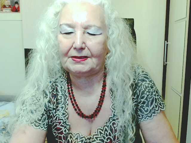 grannywants, en directo ahora en BongaCams