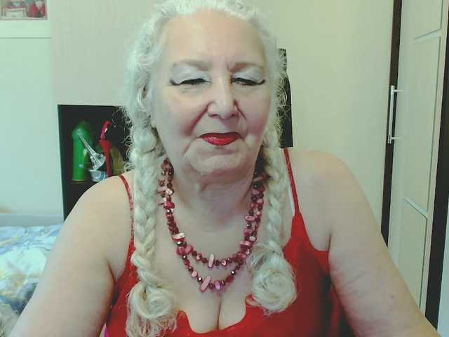 grannywants live cam on BongaCams