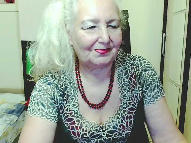 grannywants live cam on BongaCams