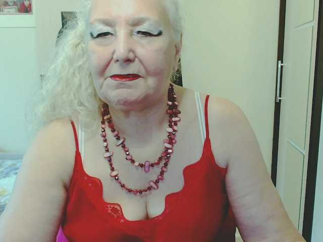 GrannyWants live webcam show