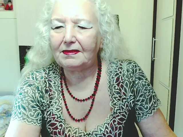grannywants live cam on BongaCams