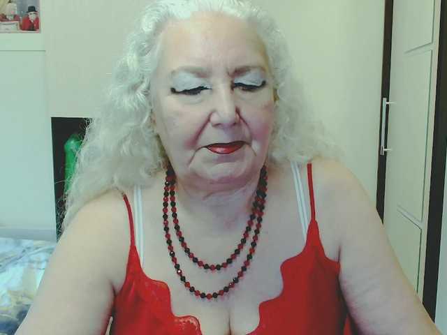 grannywants live cam on BongaCams