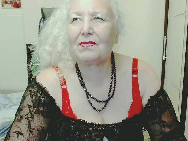 grannywants live cam on BongaCams