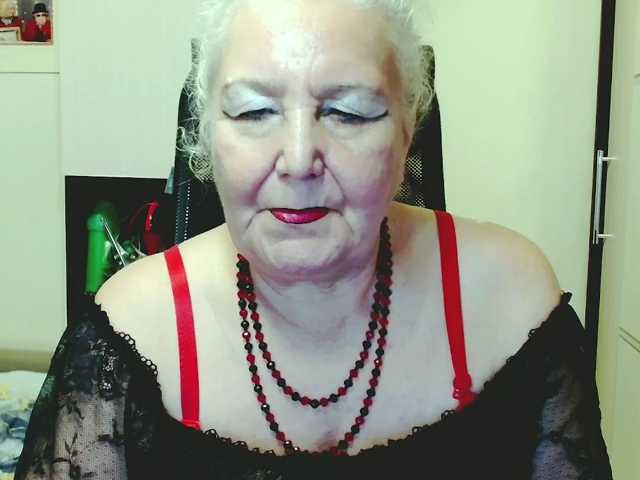 grannywants live cam on BongaCams