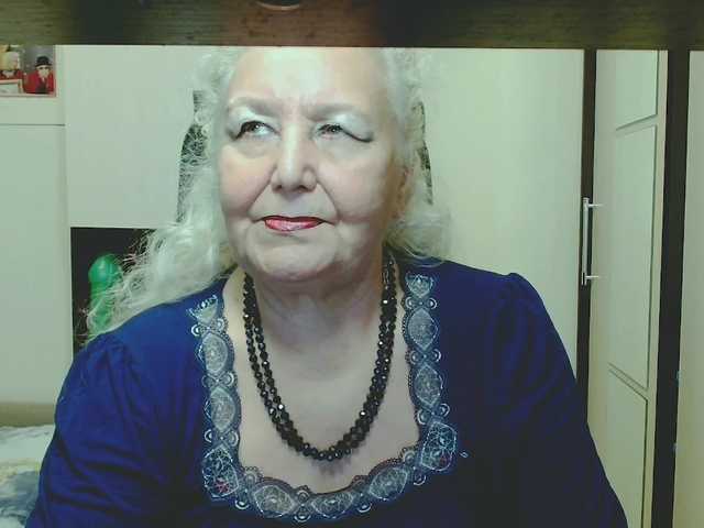 grannywants live cam on BongaCams