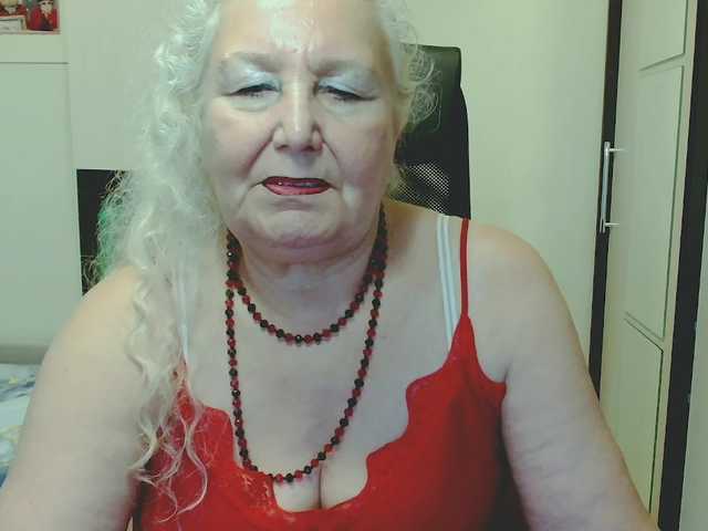 grannywants live cam on BongaCams