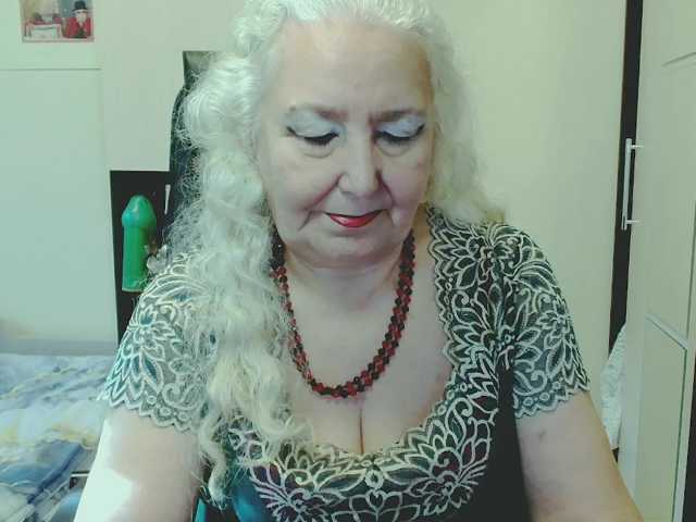 grannywants live cam on BongaCams