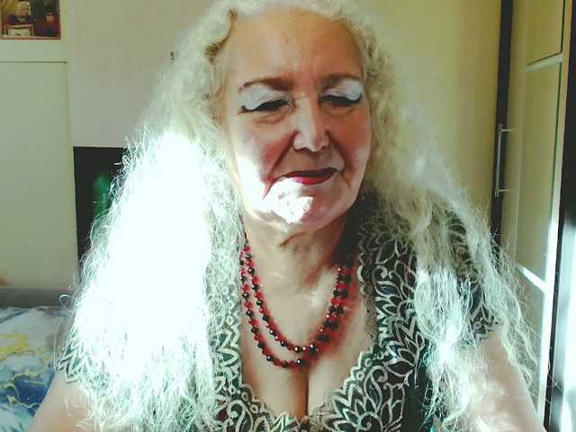 grannywants live cam on BongaCams