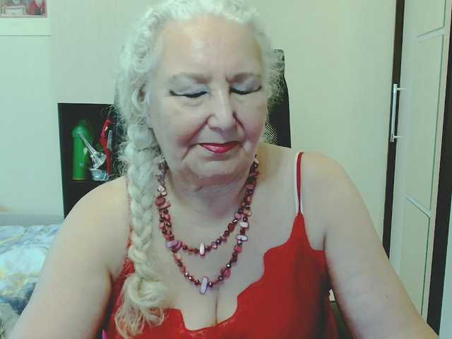 grannywants live cam on BongaCams