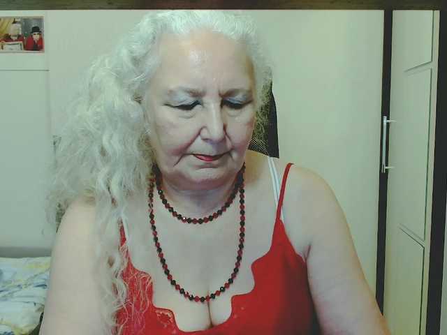 GrannyWants live webcam show