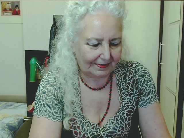 grannywants live cam on BongaCams
