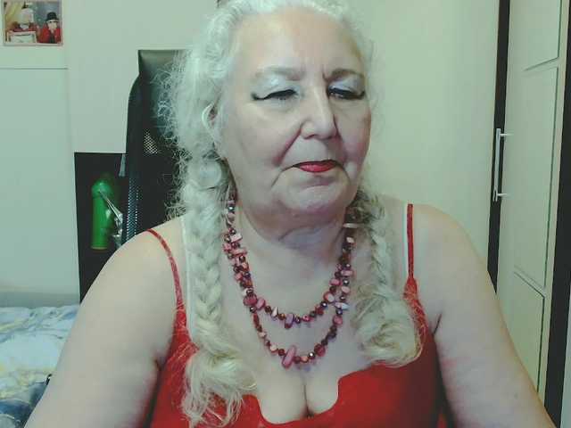 GrannyWants live webcam show
