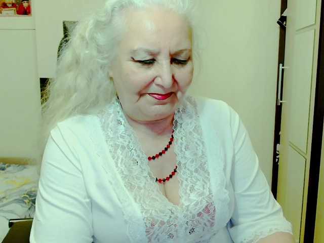grannywants's BongaCams show and profile