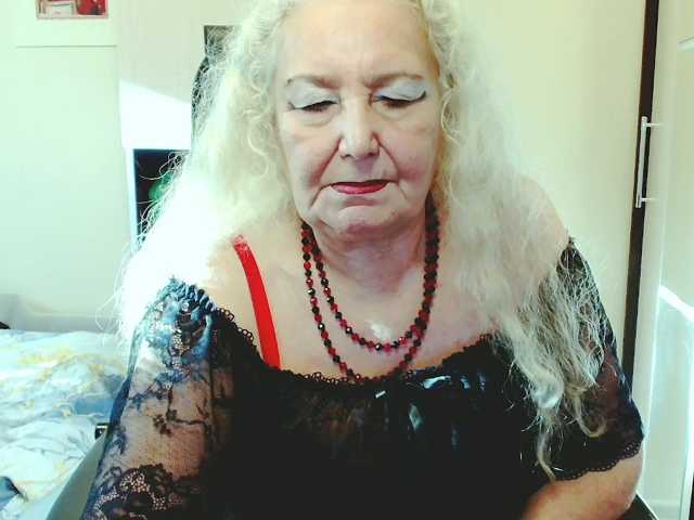 grannywants live cam on BongaCams
