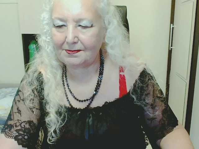 grannywants live cam on BongaCams