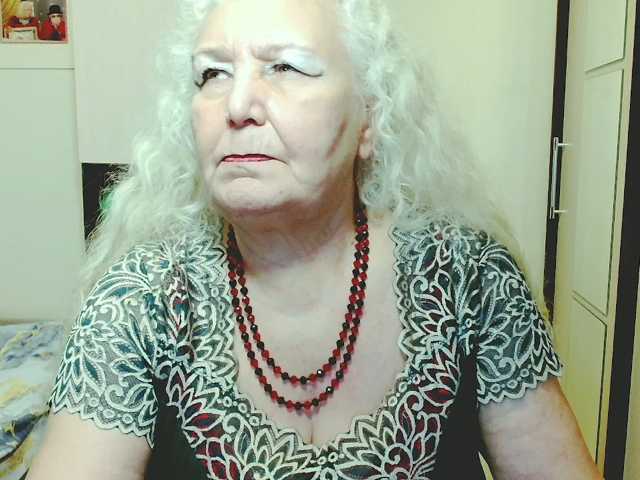 grannywants, live now on BongaCams