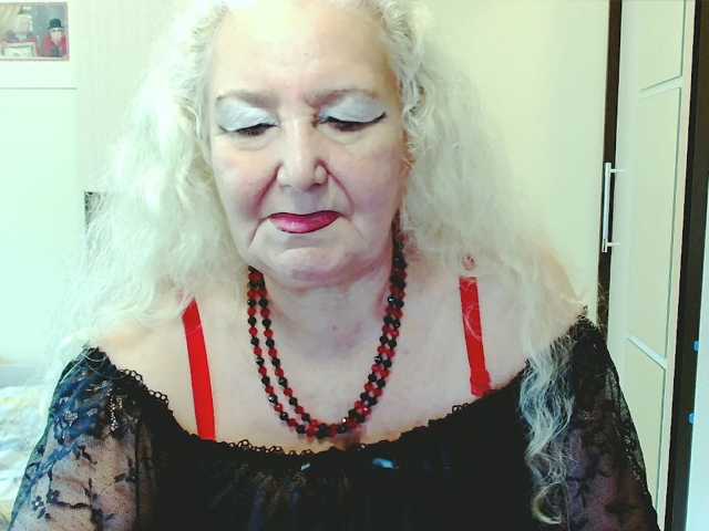 grannywants live cam on BongaCams