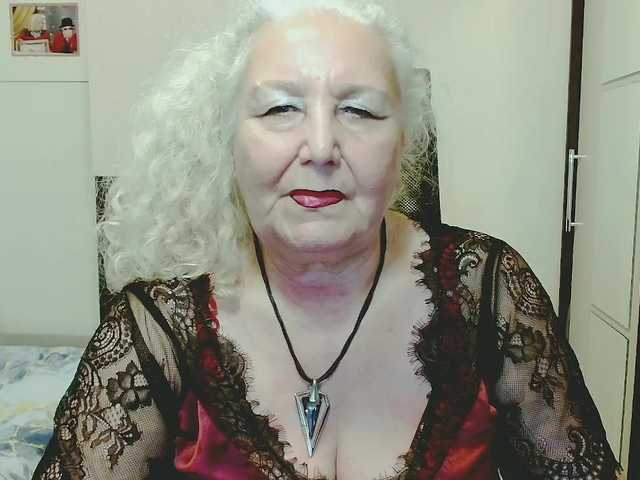 grannywants live cam on BongaCams