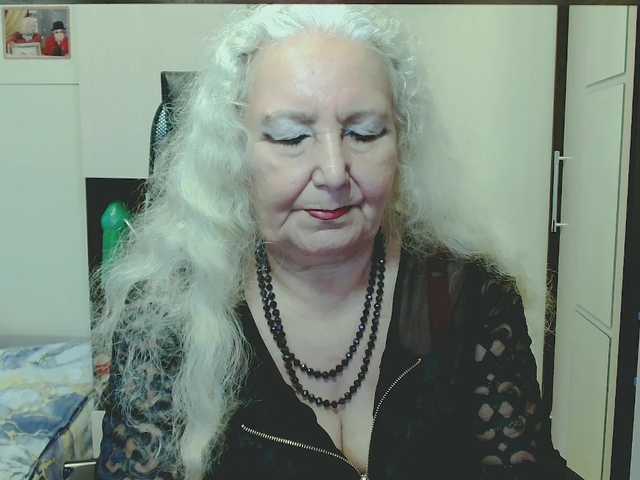 grannywants live cam on BongaCams