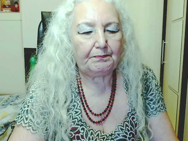 grannywants, live now on BongaCams