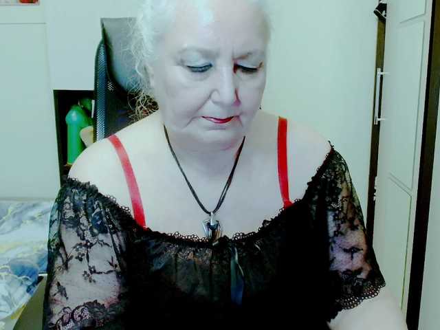 grannywants's BongaCams show and profile