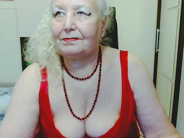 grannywants live cam on BongaCams