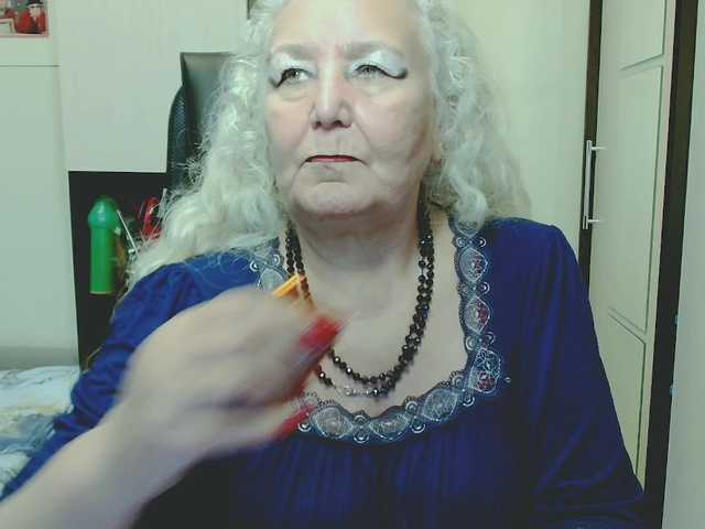 grannywants live cam on BongaCams