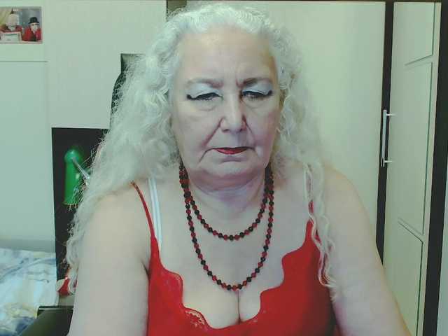 grannywants live cam on BongaCams