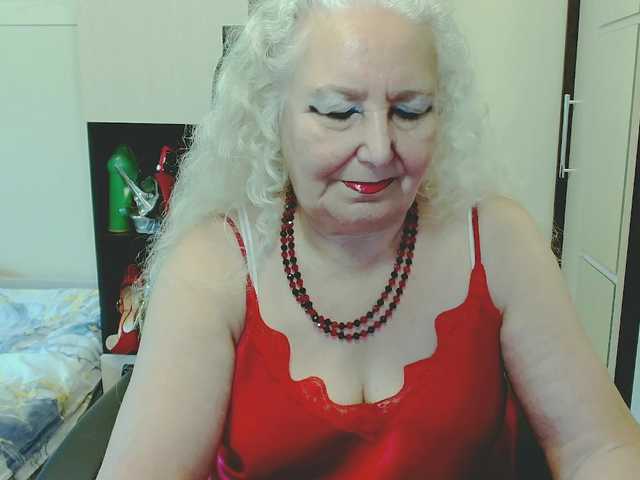 grannywants live cam on BongaCams