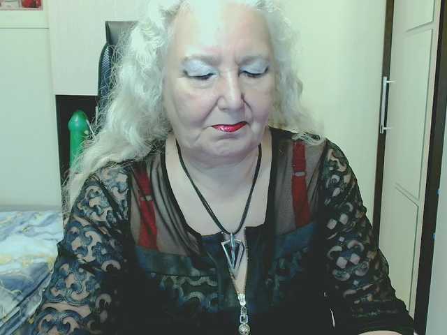 grannywants live cam on BongaCams