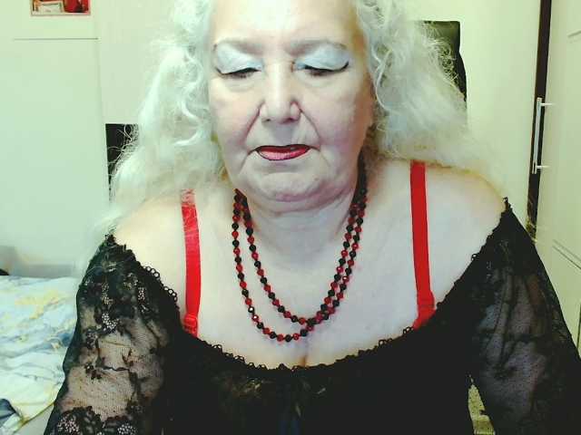 grannywants live cam on BongaCams