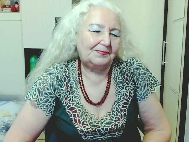 grannywants, en directo ahora en BongaCams