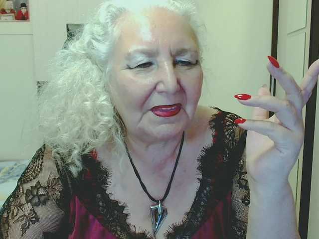 grannywants live webcam show