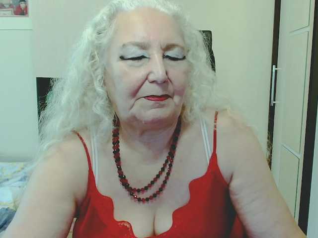 GrannyWants live webcam show