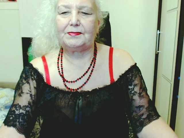 grannywants live cam on BongaCams
