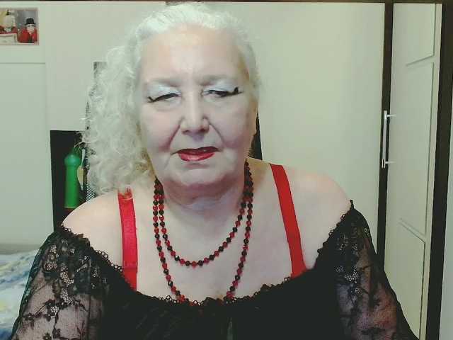 grannywants live cam on BongaCams