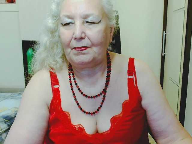 grannywants live cam on BongaCams