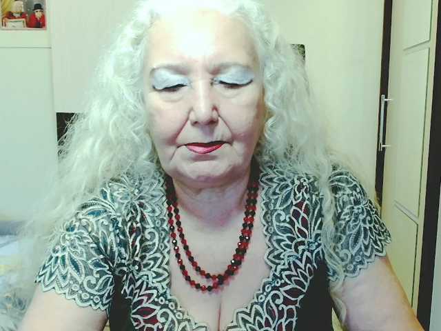 grannywants, live now on BongaCams