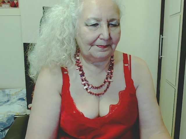 GrannyWants live webcam show