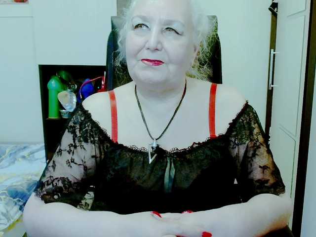 grannywants's BongaCams show and profile