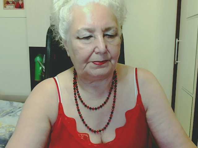grannywants live cam on BongaCams