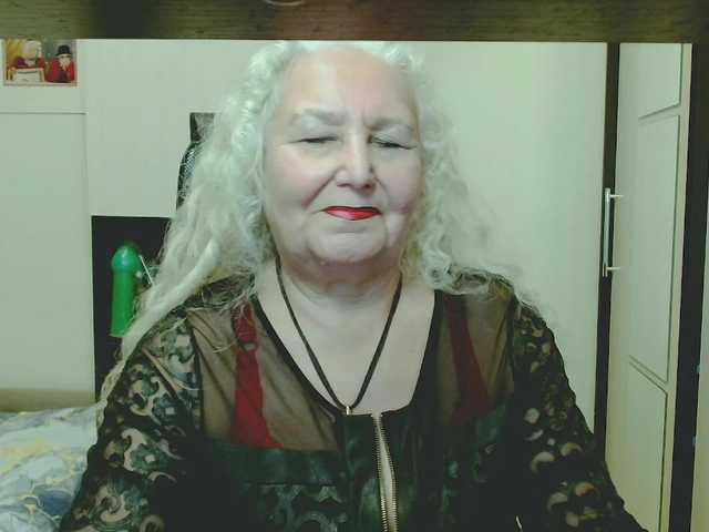 grannywants live cam on BongaCams