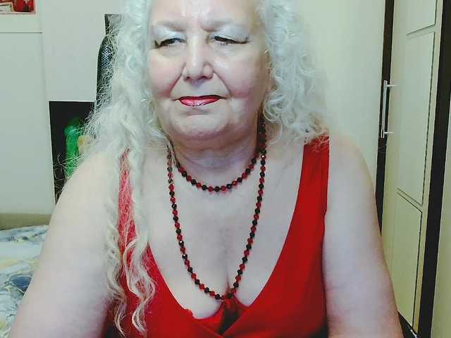 grannywants live cam on BongaCams