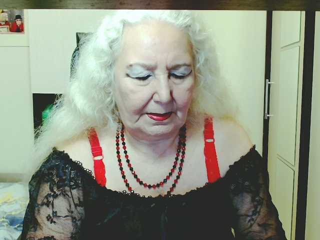 grannywants live cam on BongaCams