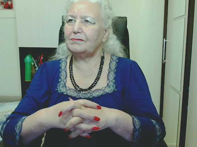 grannywants live cam on BongaCams