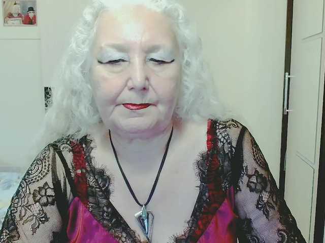 grannywants live cam on BongaCams